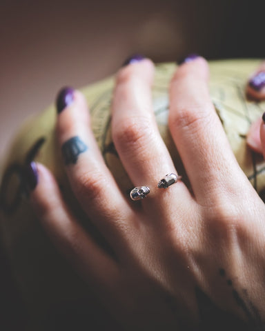Double Skull Ring
