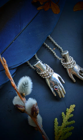 Hand Necklace with Garnet