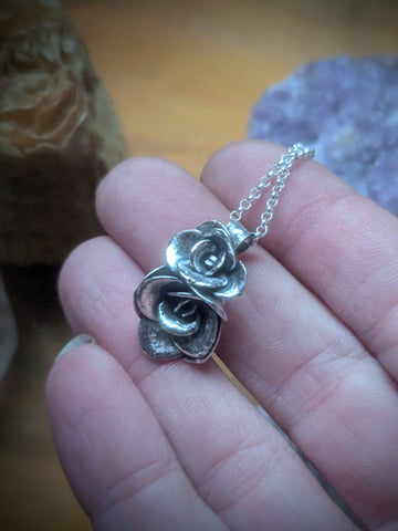 Double Flower Necklace